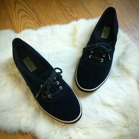 SOLD| Vintage Ked's Sneakers - Picture 2 of 5